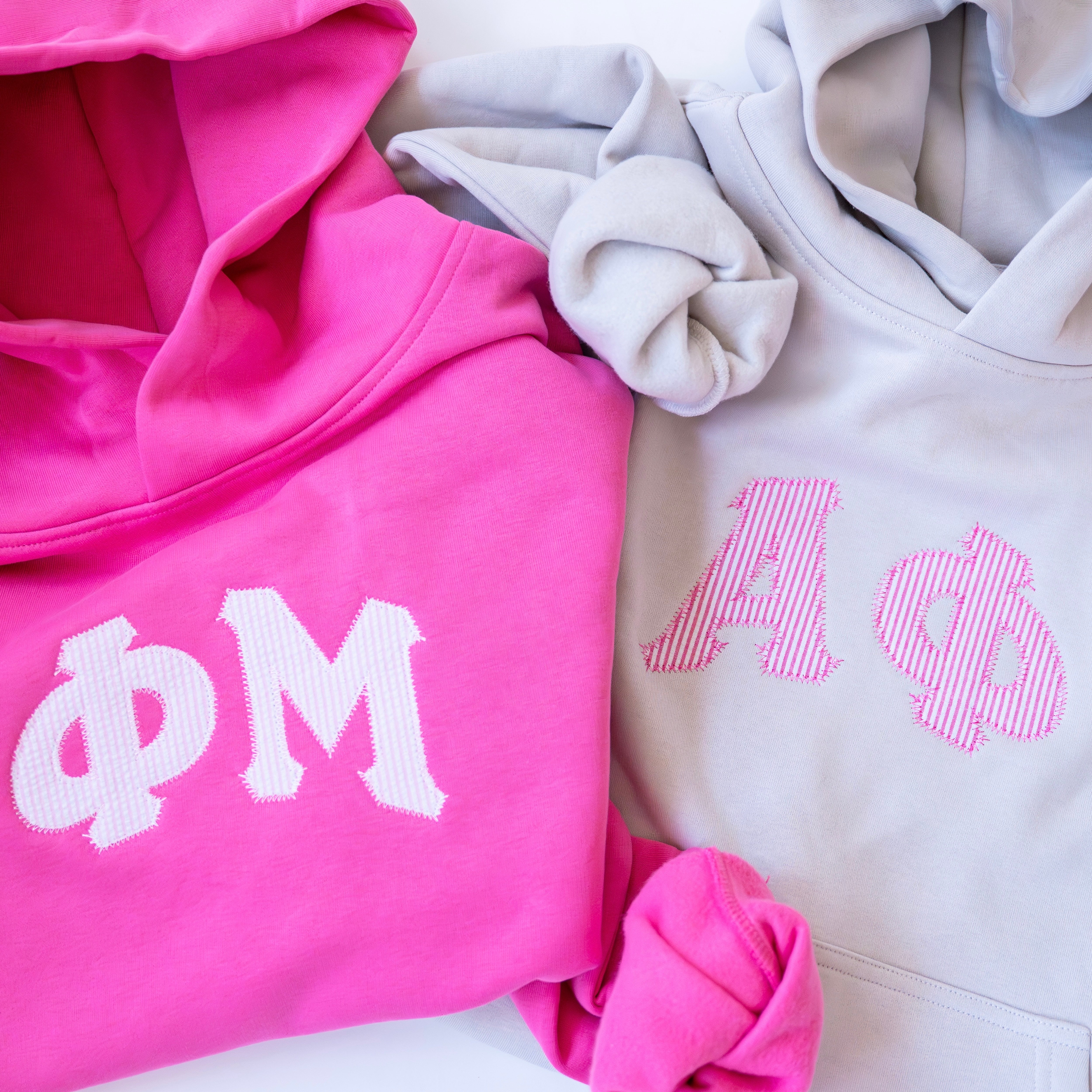 That Girl Curved Light Pink Seersucker Embroidered Hoodie Sweatshirt