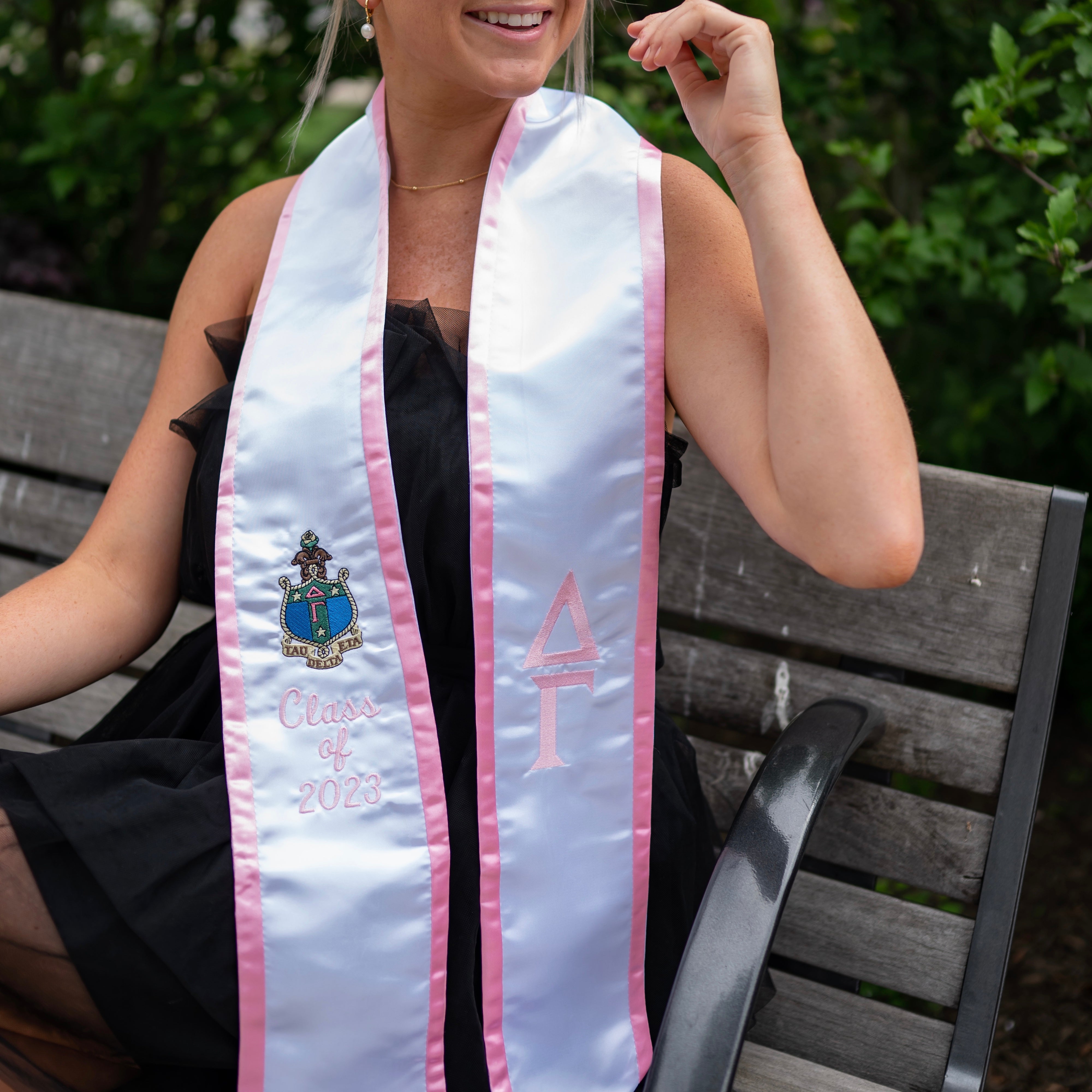 Delta Gamma Crest Angled Sorority Graduation Stole